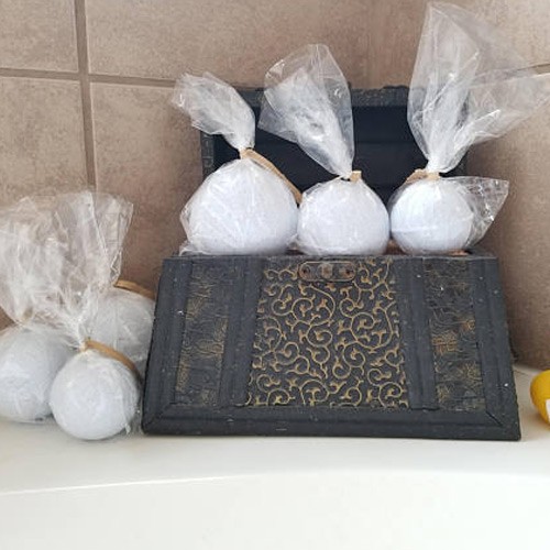 Relaxing Aromatherapy Bath Bomb